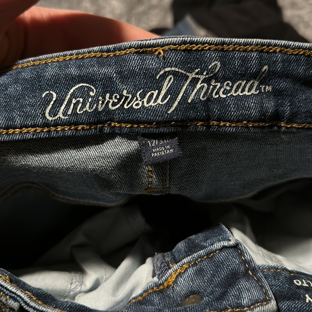 Universal Thread jeans - Picture 6 of 7